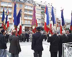 Les porte-drapeaux des associations d'anciens combattants (Photo Gérard Merriot)